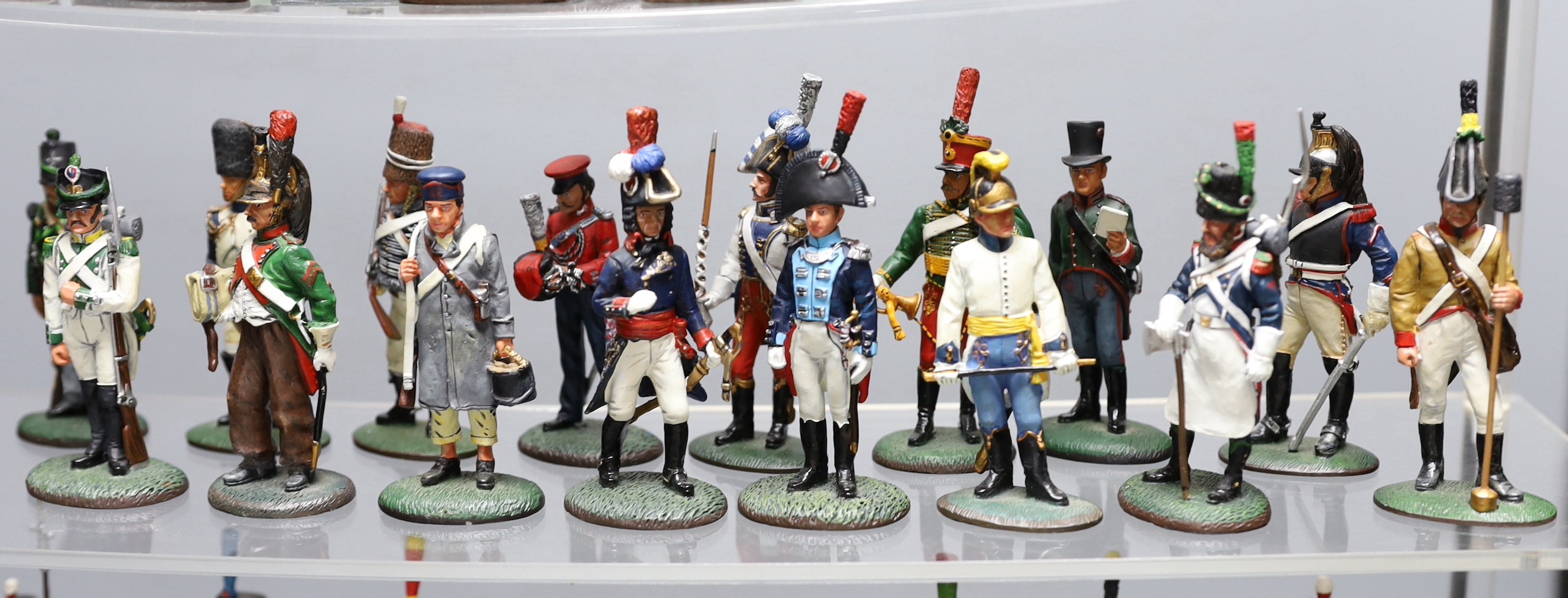 Duke of Wellington and Napoleonic war interest – A group of painted lead figures of soldiers by Delprado, Oryon, etc. composition models